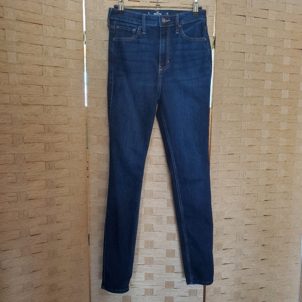 Hollister Ultra High-Rise Super Skinny Size 3 Jeans